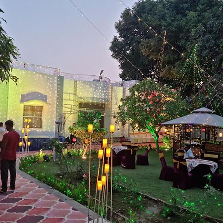 Harsh Villa Allāhābād Junction Buitenkant foto